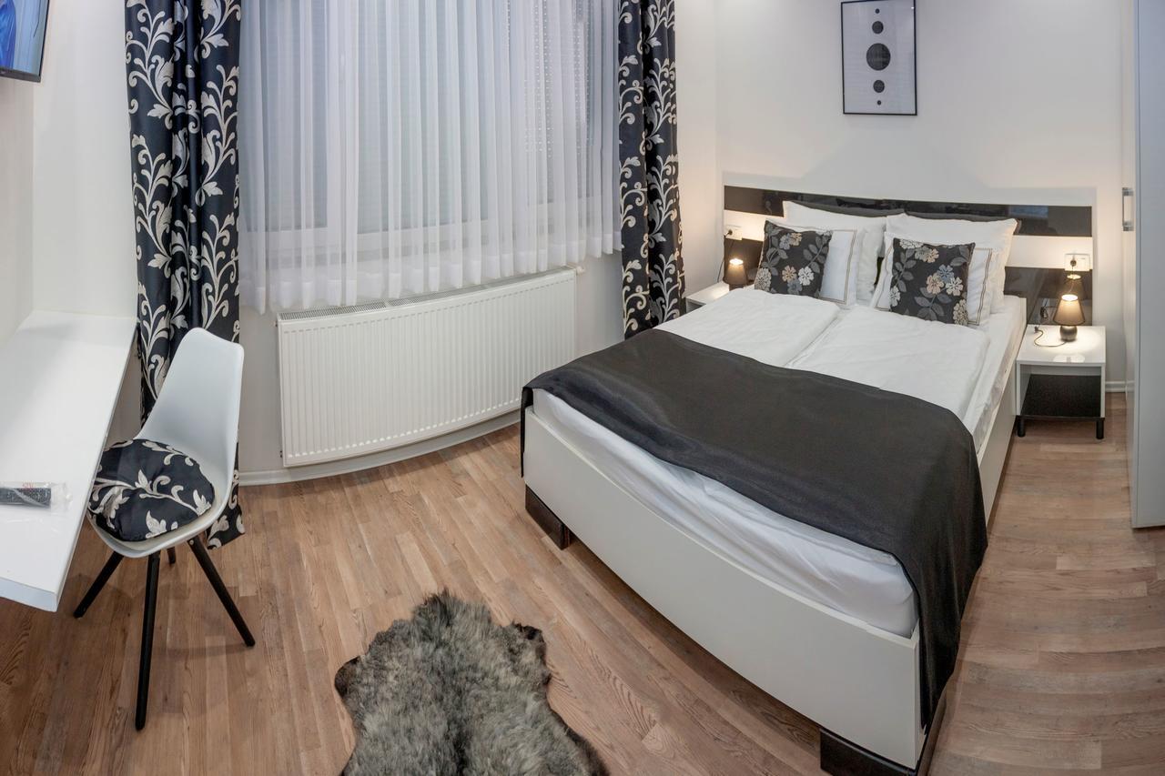 Villa Onix Bihac Exterior photo